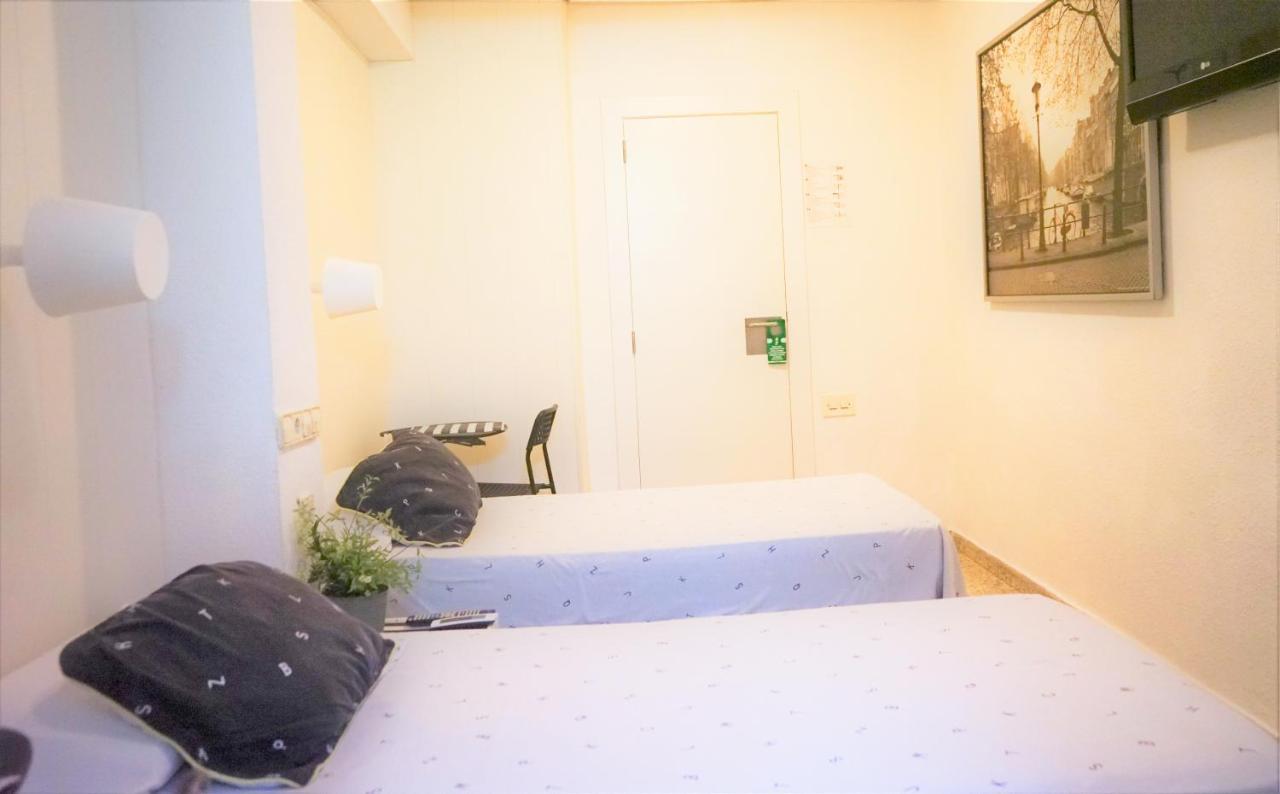 Hostal On Dormire Valencia Ngoại thất bức ảnh