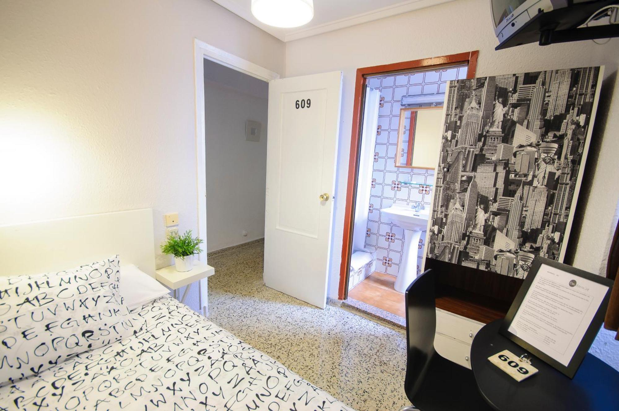 Hostal On Dormire Valencia Ngoại thất bức ảnh