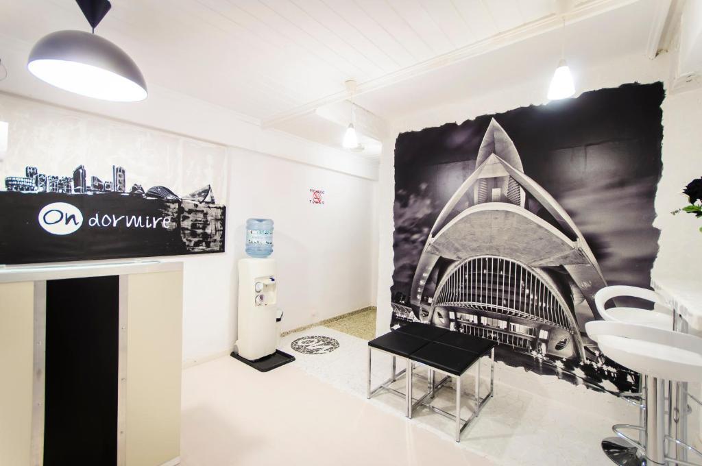 Hostal On Dormire Valencia Ngoại thất bức ảnh